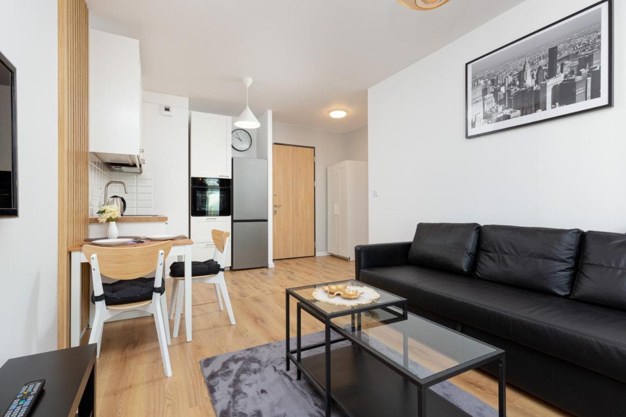 Forum Wola Jana Kazimierza Apartment By Noclegi Renters วอร์ซอ ภายนอก รูปภาพ