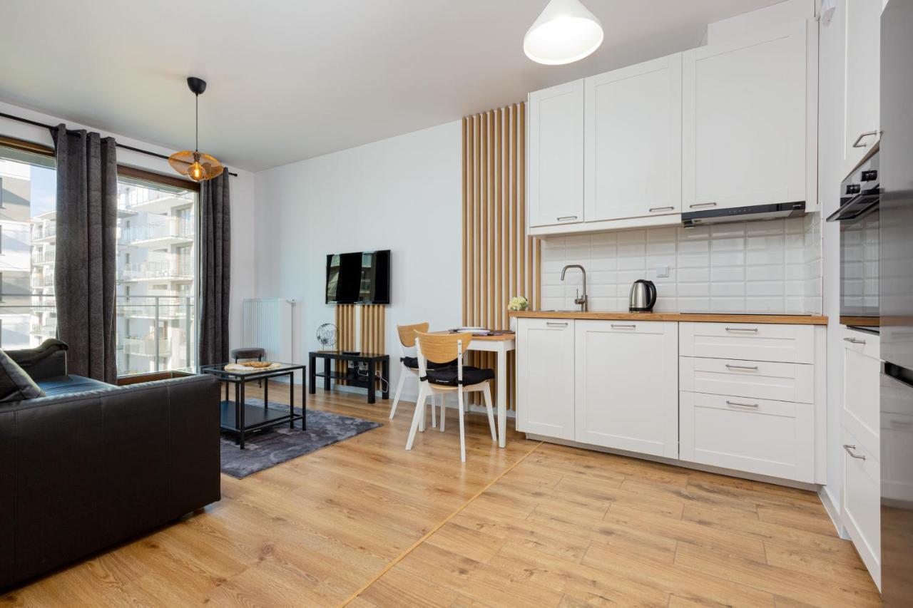 Forum Wola Jana Kazimierza Apartment By Noclegi Renters วอร์ซอ ภายนอก รูปภาพ