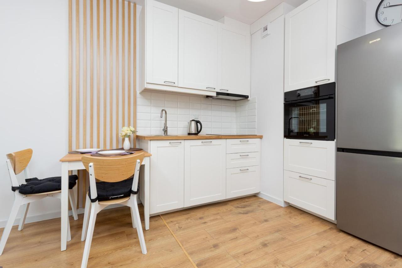 Forum Wola Jana Kazimierza Apartment By Noclegi Renters วอร์ซอ ภายนอก รูปภาพ
