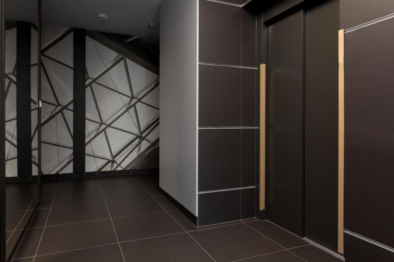 Forum Wola Jana Kazimierza Apartment By Noclegi Renters วอร์ซอ ภายนอก รูปภาพ